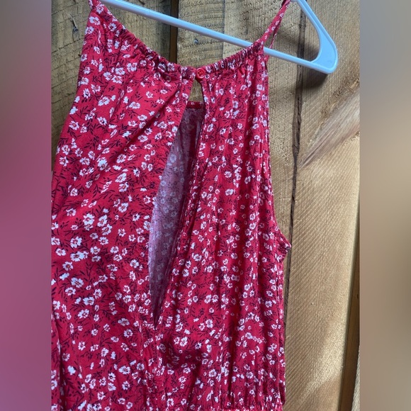 Old Navy Floral Romper Size Large Keyhole Button Back Spaghetti Straps Pockets - Picture 6 of 9